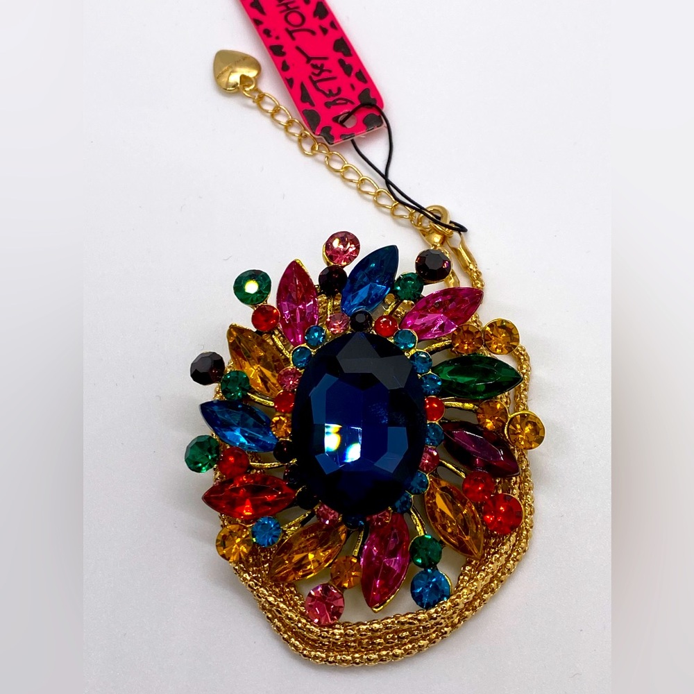 NWT ✨🔮Betsey Johnson Necklace/Brooch and Pendant 🔮✨
